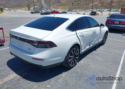 2025 Honda Accord Hybrid Touring z USA, uszkodzony, nr VIN 1HGCY2F84SA004193